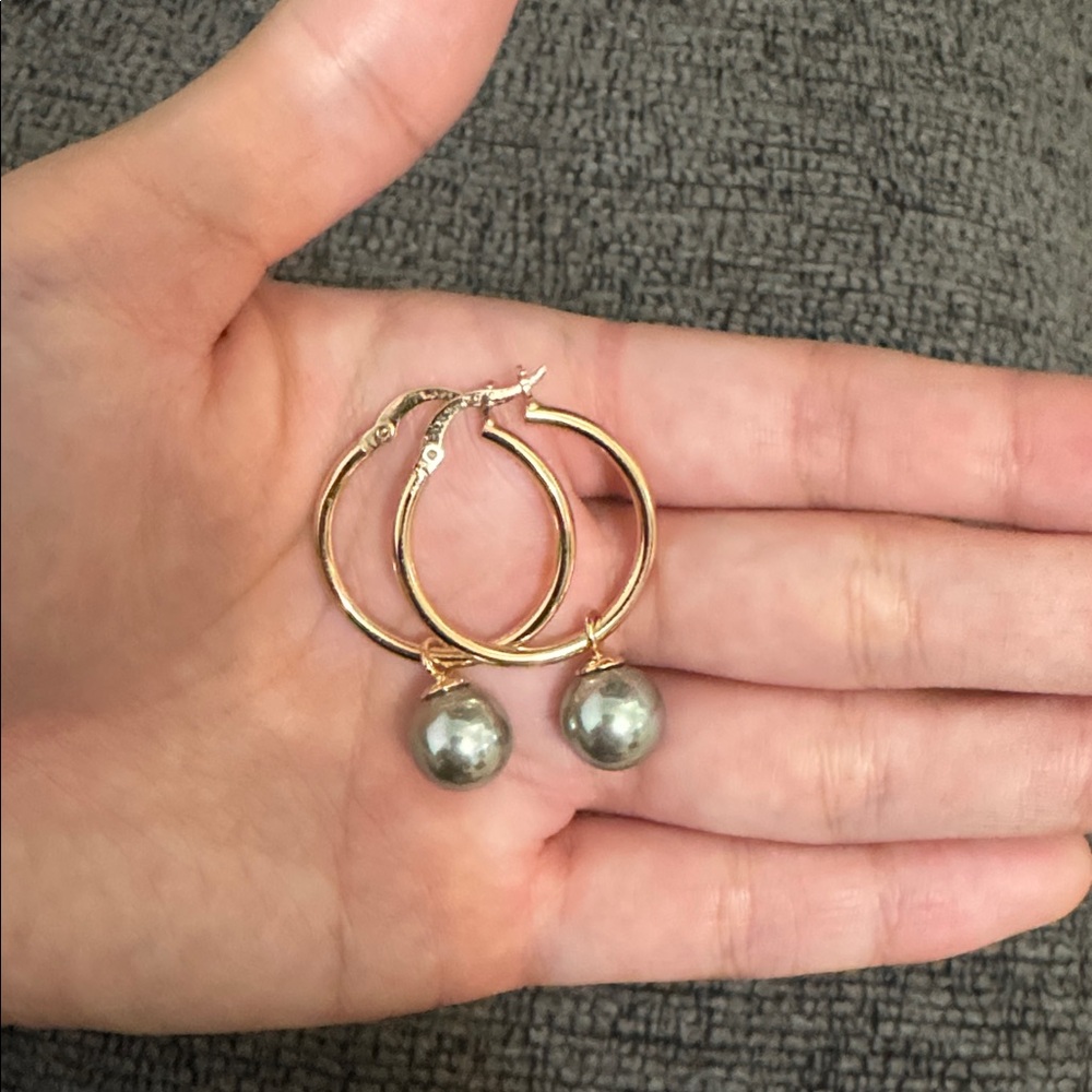 Gold plated pearl earrings - Picture 2 of 2